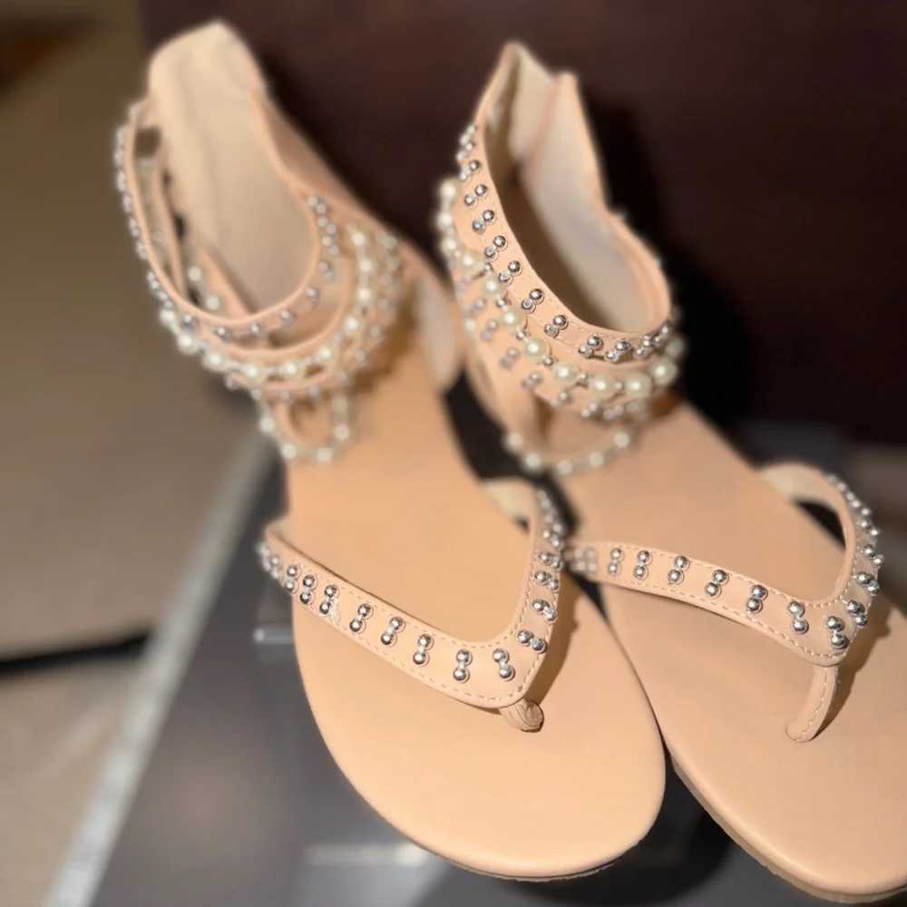 Elegant Tan Sandals with Faux Pearl Accents - Picture 2 of 4